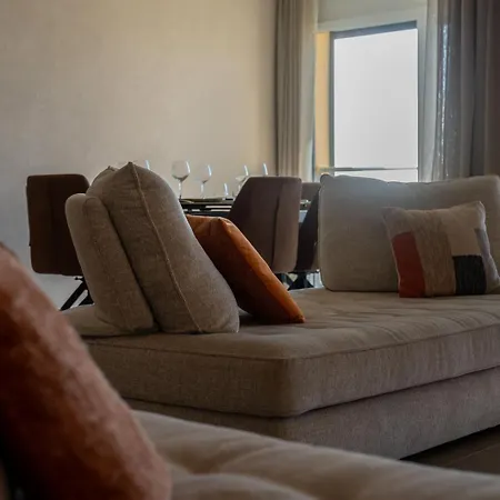 Agosta: Terrace With Sea View - Luxury Flat | By Airnest アパート Albitreccia