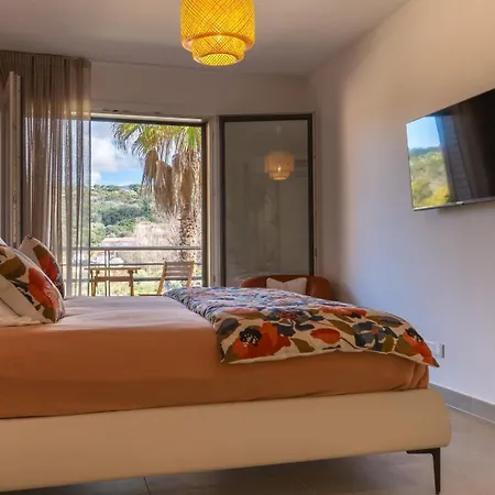 Appartement Agosta: Terrace With Sea View - Luxury Flat | By Airnest Albitreccia
