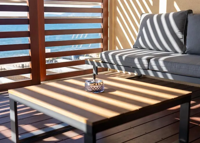 Agosta: Terrace With Sea View - Luxury Flat | By Airnest 公寓 Albitreccia