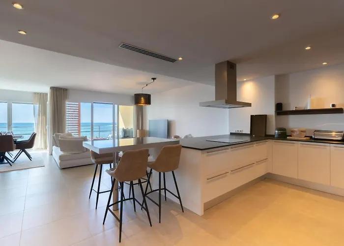 公寓 Agosta: Terrace With Sea View - Luxury Flat | By Airnest Albitreccia